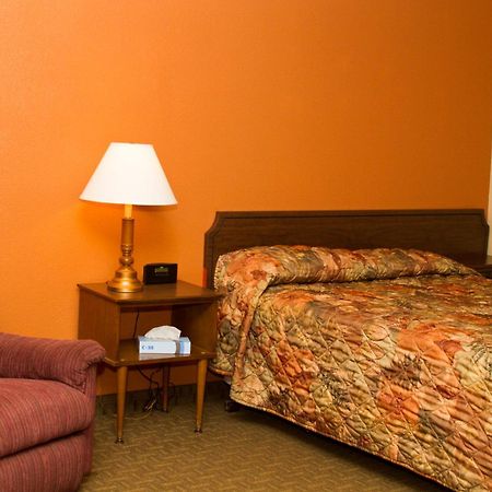 Cottonwood Inn & Suites Phillipsburg 객실 사진